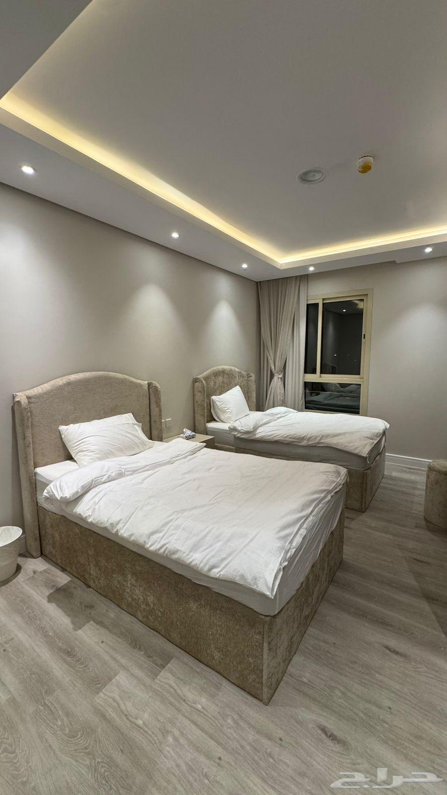 شقة 3 غرف في الملقا 12