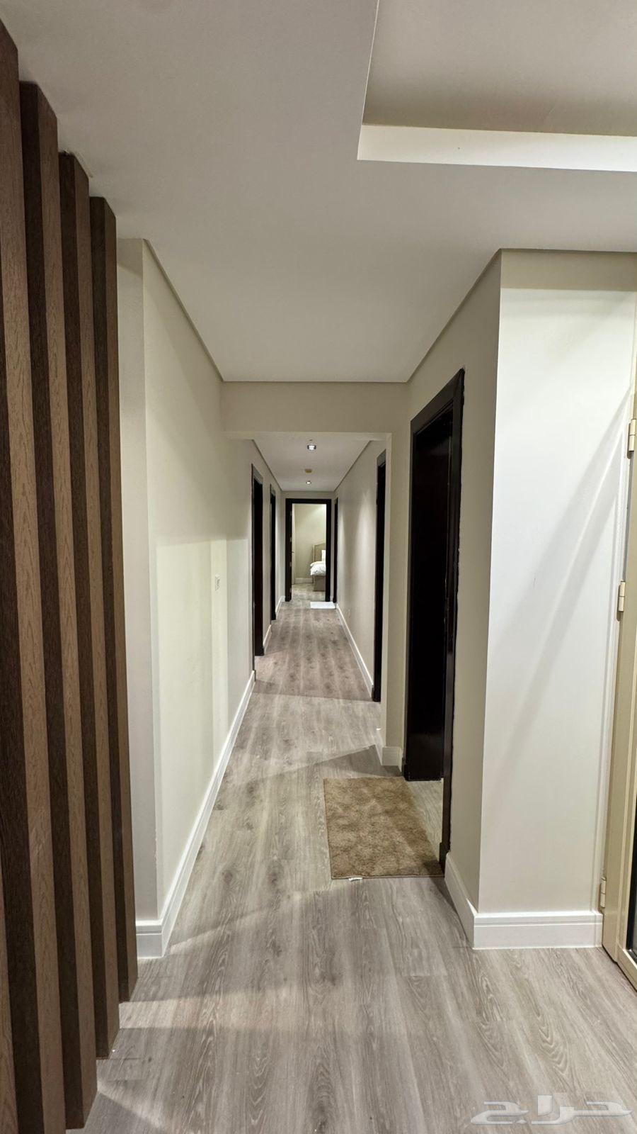 شقة 3 غرف في الملقا 18