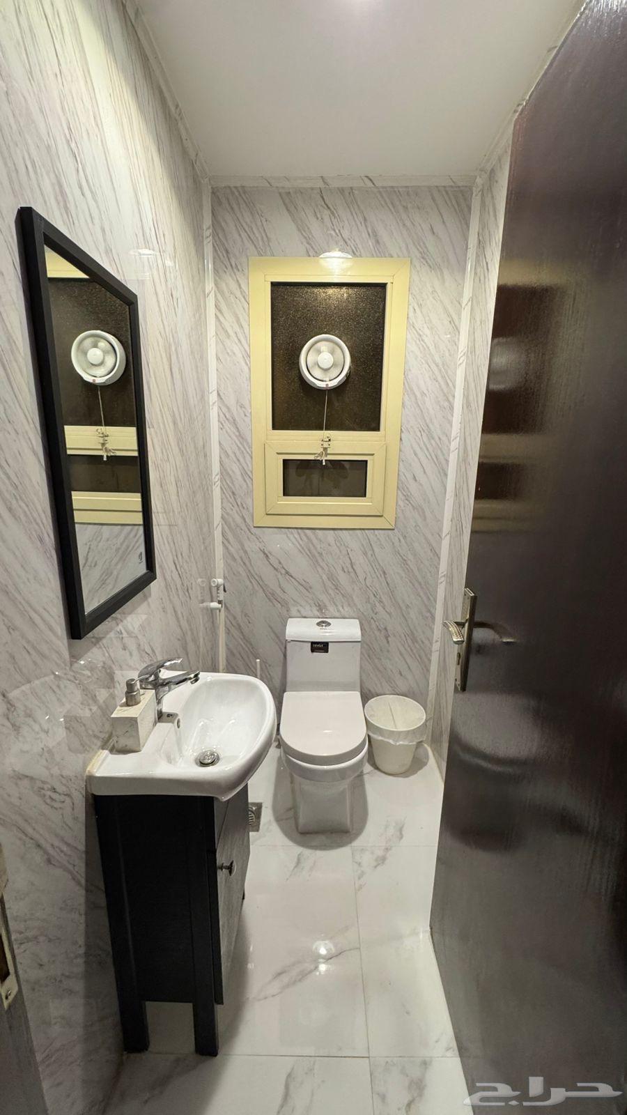 شقة 3 غرف في الملقا 21