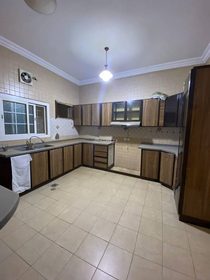 4 bedroom villa in Al Rabwa, Jeddah 21