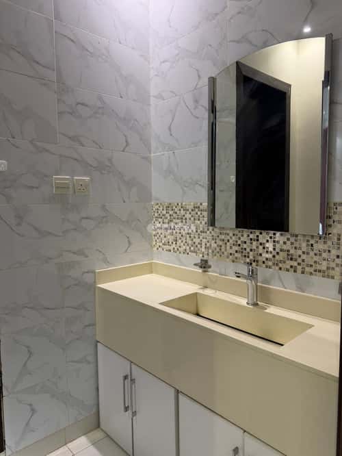 شقة 3 غرف في الملقا 7