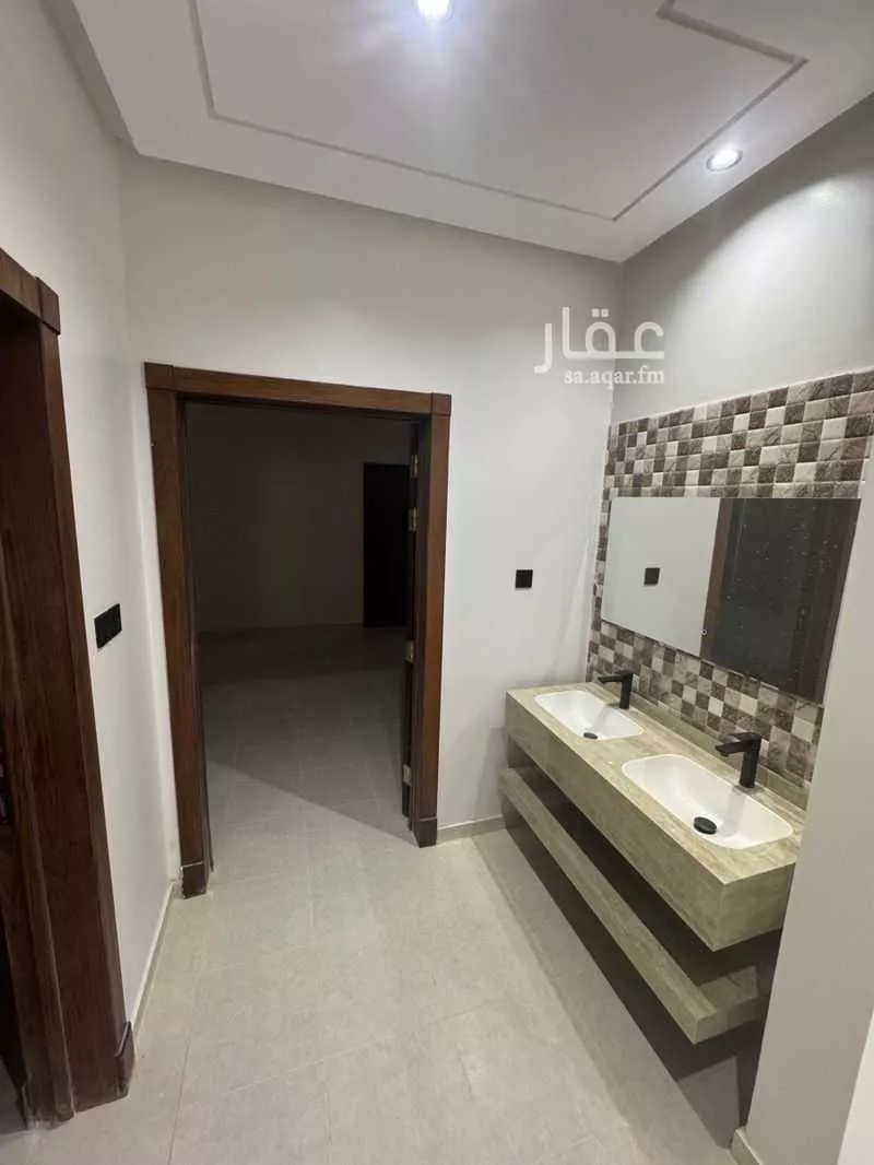 5 bedroom floor in Al Yasmin 3