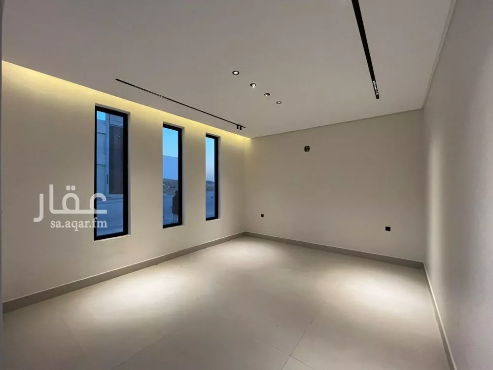 6 bedroom villa in Al Mahdiyyah 13