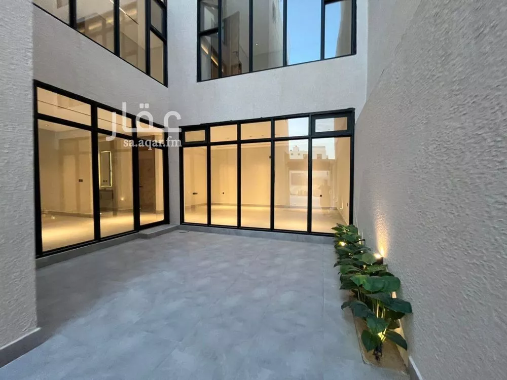 6 bedroom villa in Al Mahdiyyah 22