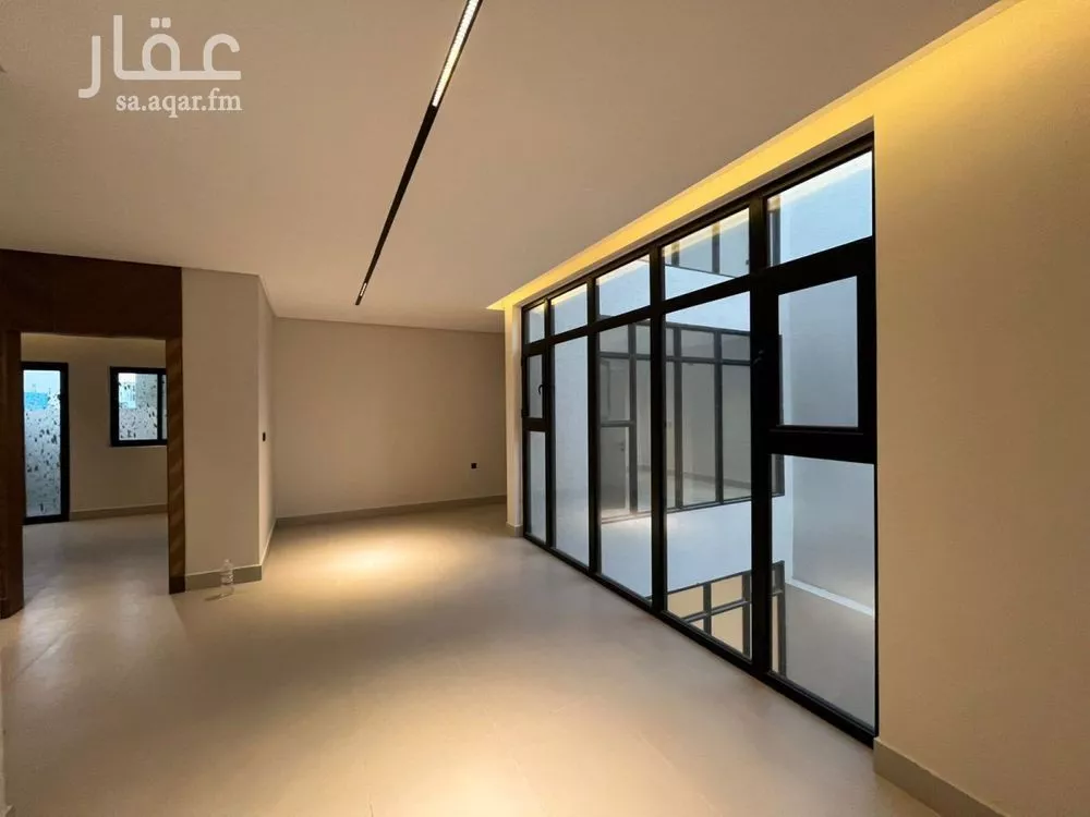 6 bedroom villa in Al Mahdiyyah 5