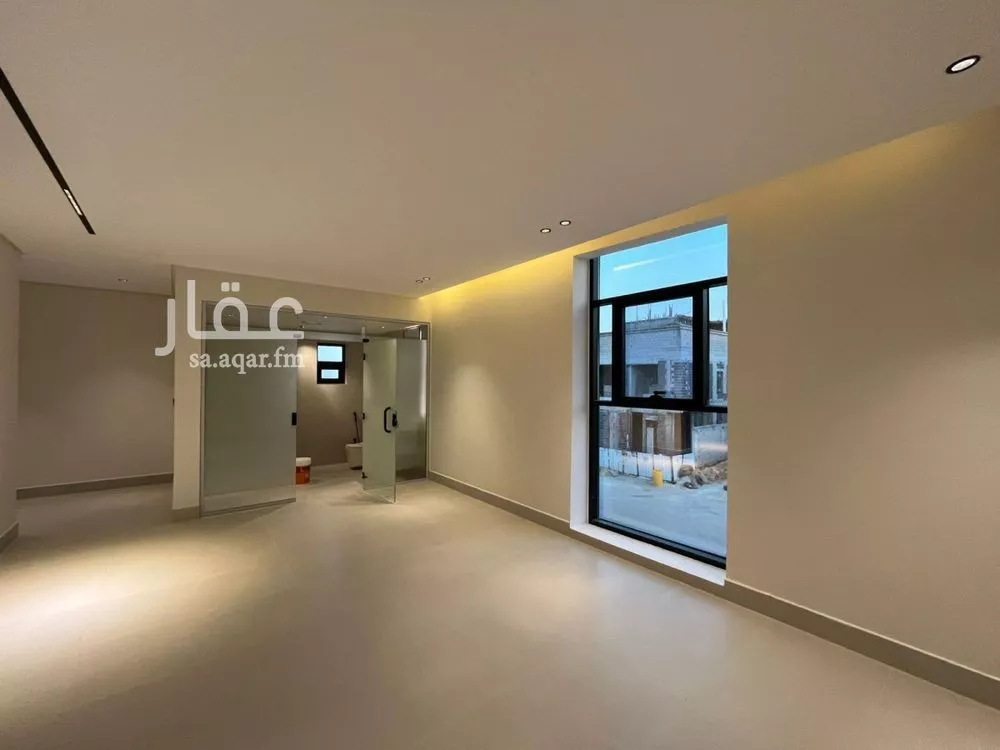 6 bedroom villa in Al Mahdiyyah 6