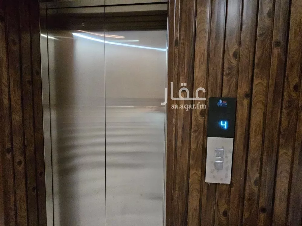 شقة 4 غرف في طيبة 4