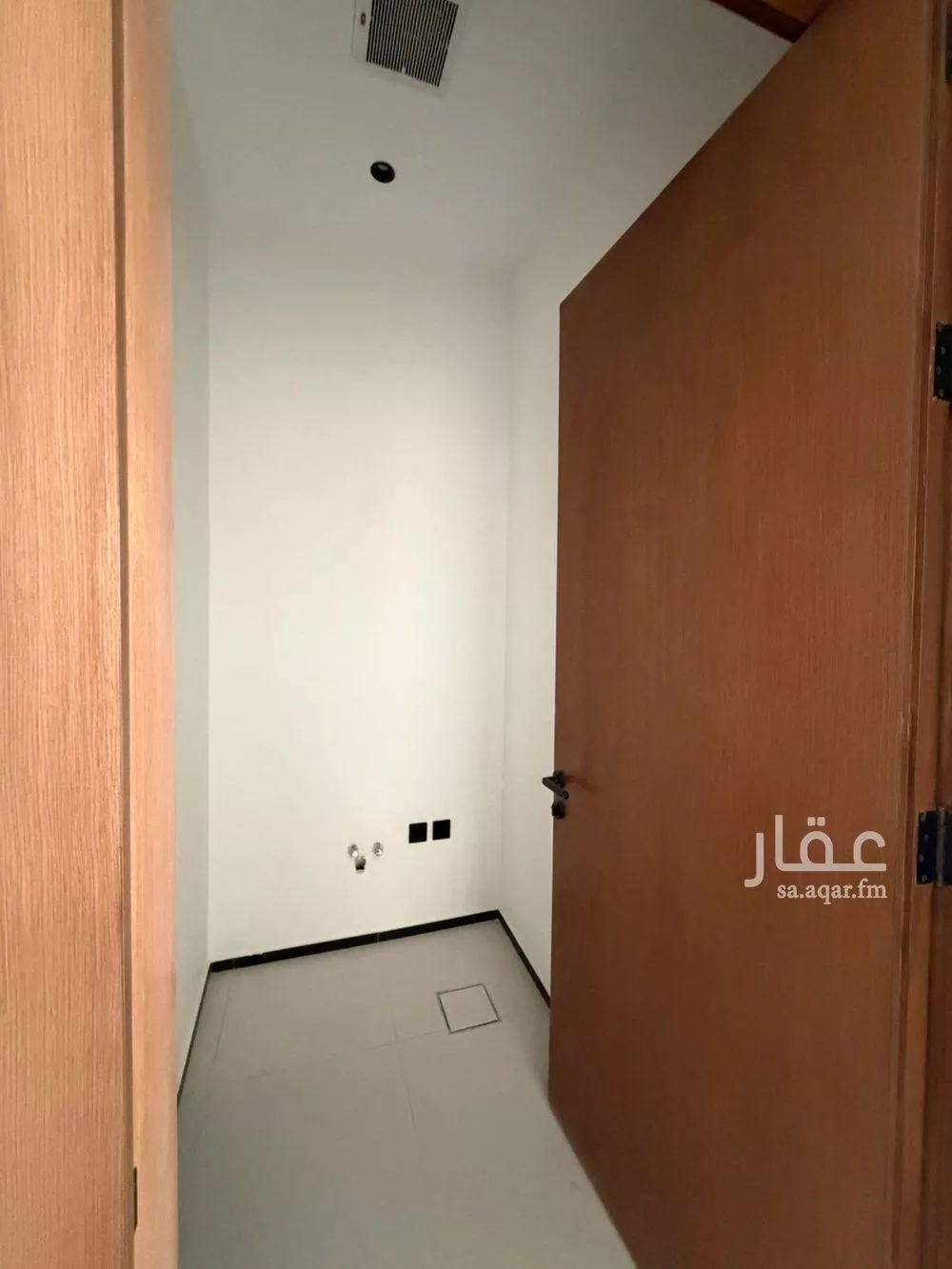 دور 3 غرف في النرجس 9