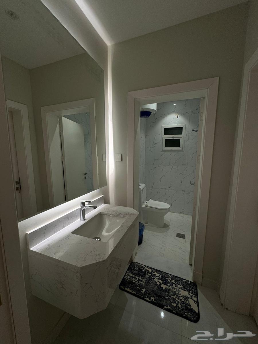 شقة  في النرجس 5