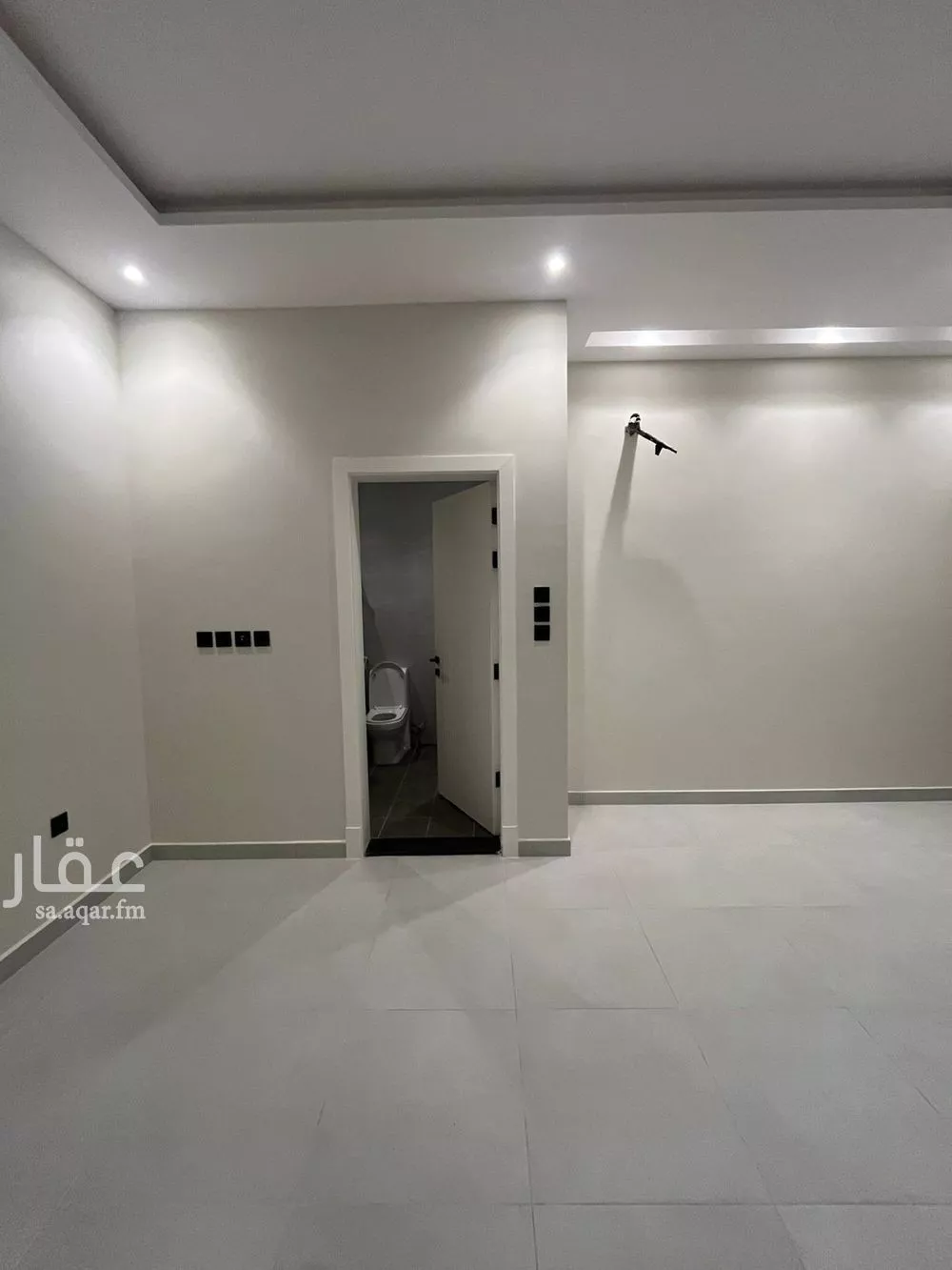 شقة 3 غرف في طيبة 8