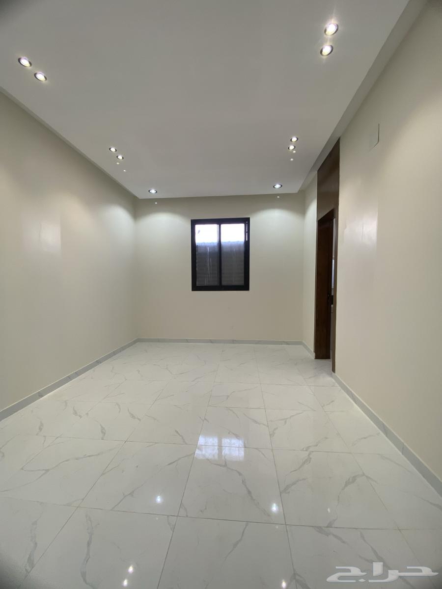 شقة 6 غرف في بدر 12