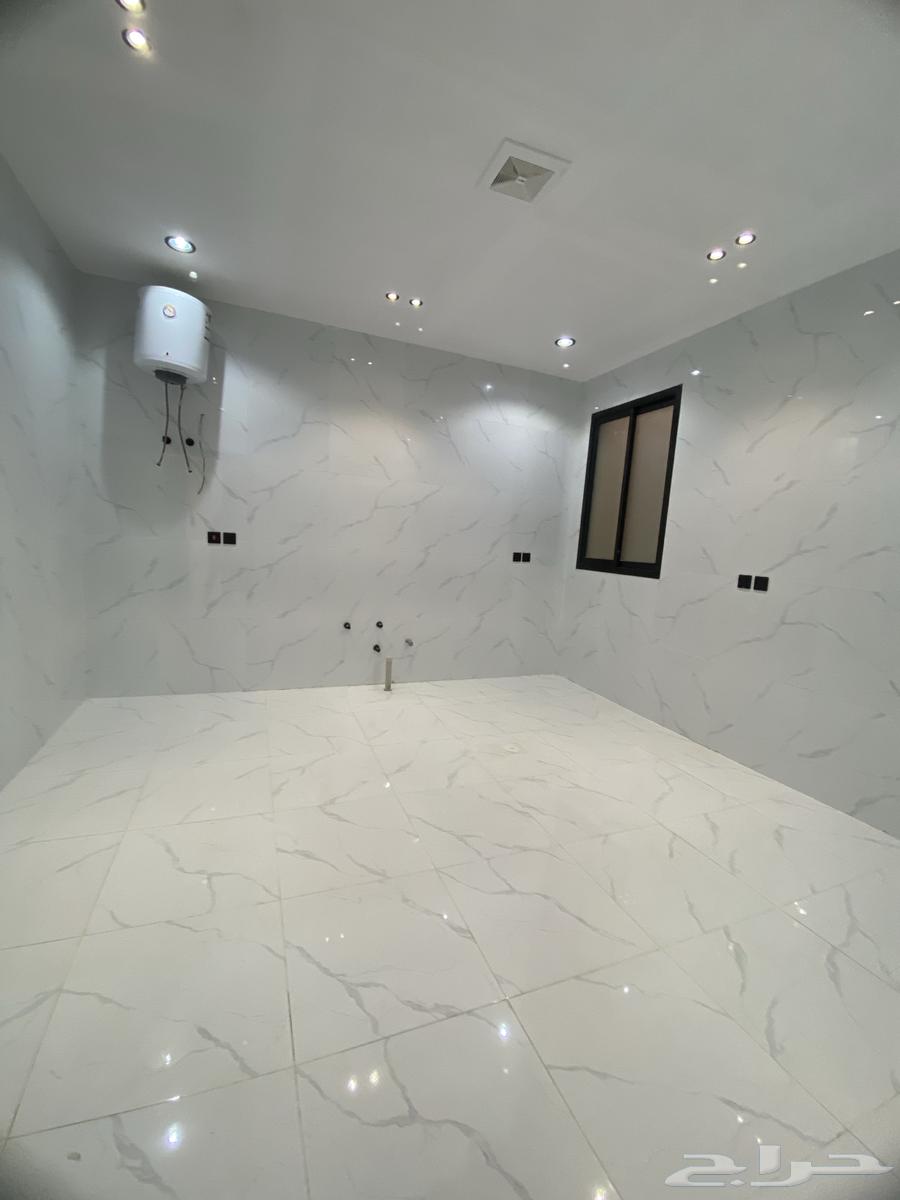 شقة 6 غرف في بدر 5