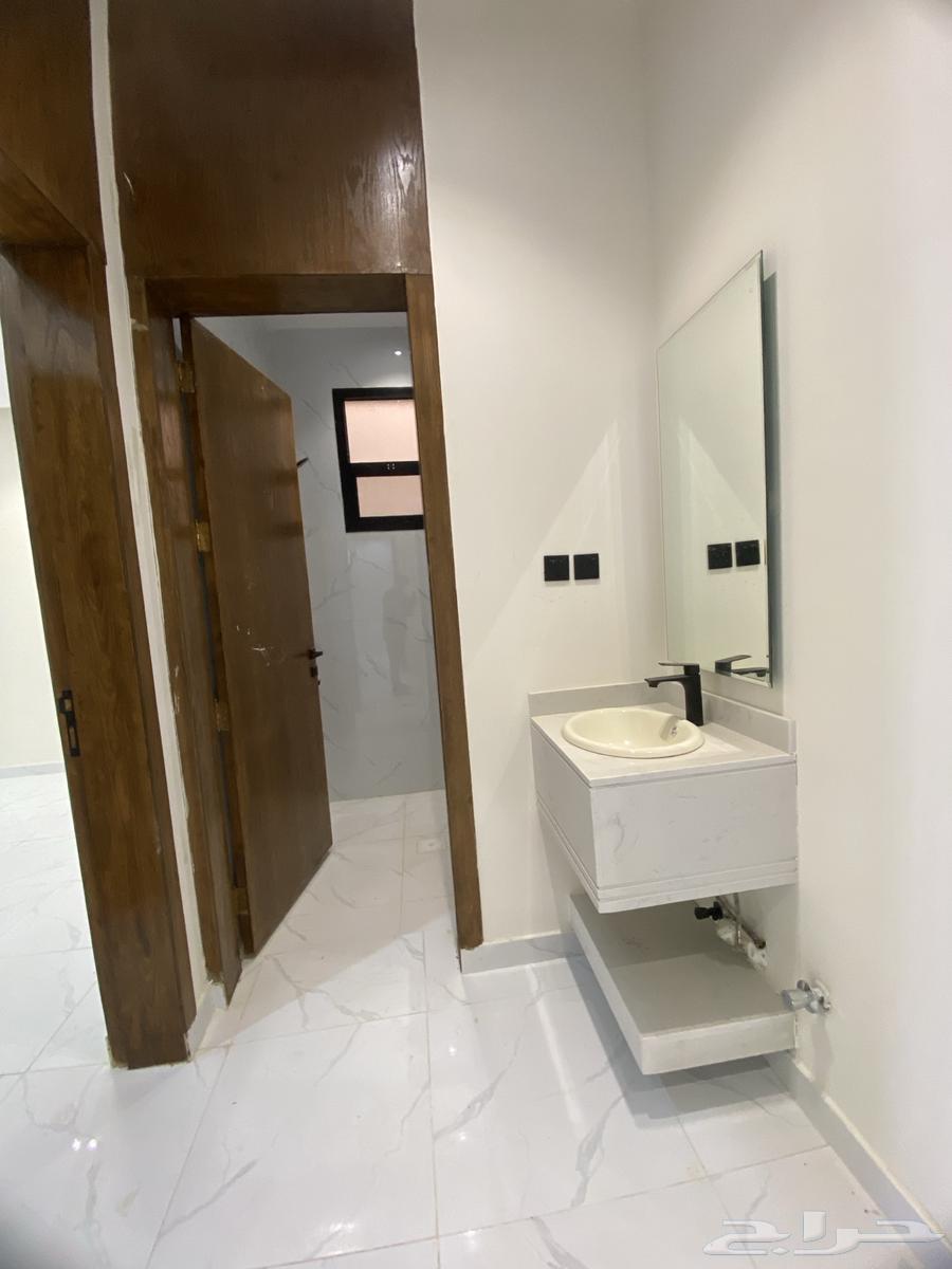 شقة 6 غرف في بدر 9