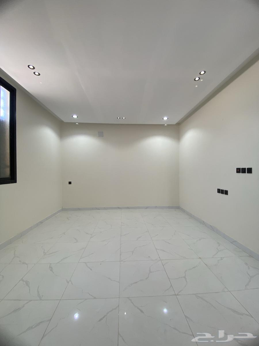 شقة 4 غرف في بدر 2