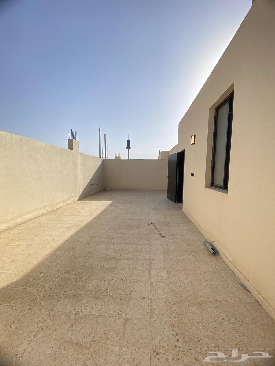 شقة 4 غرف في بدر 9