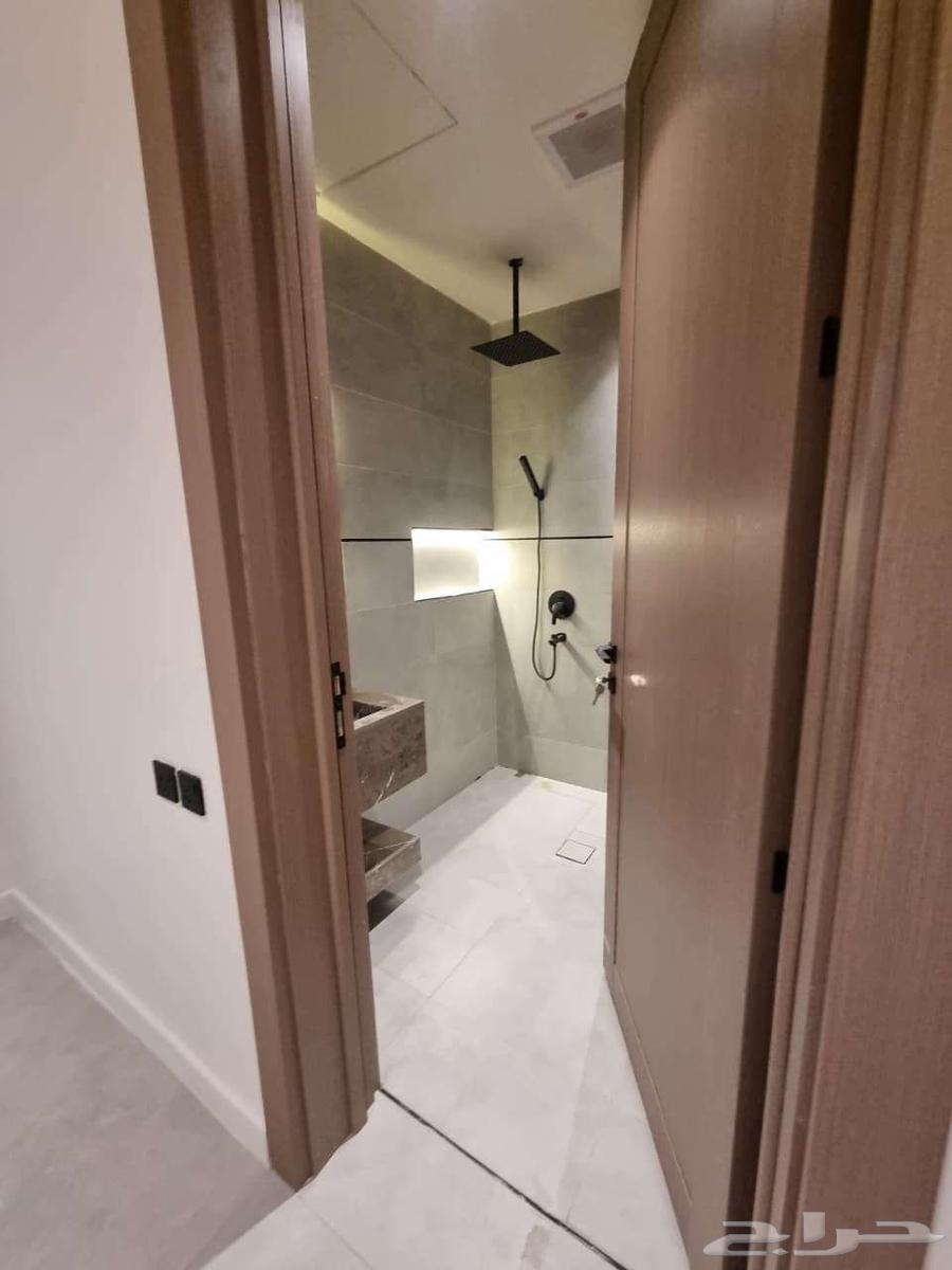 شقة 9 غرف في النرجس 2