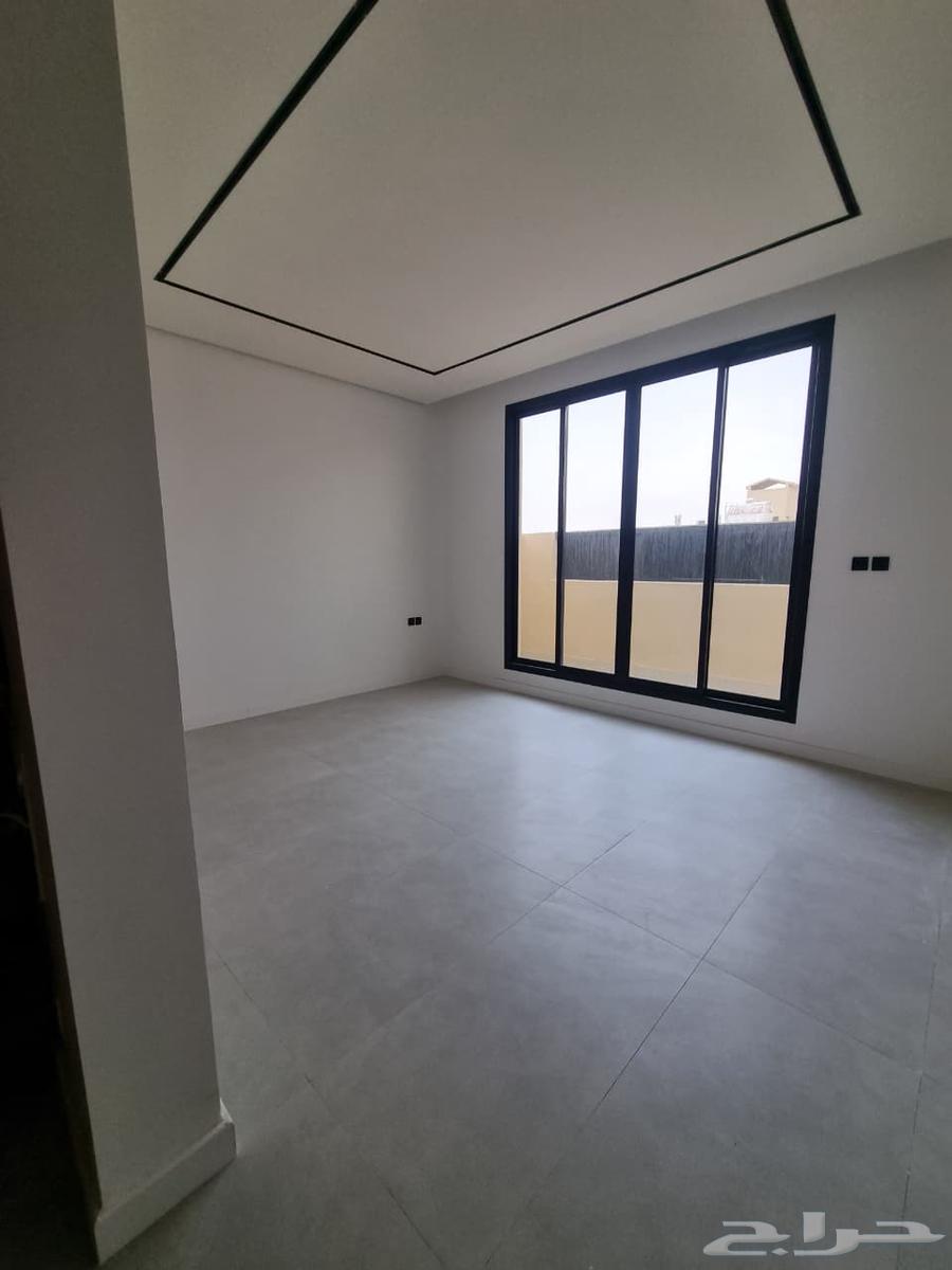 شقة 9 غرف في النرجس 4