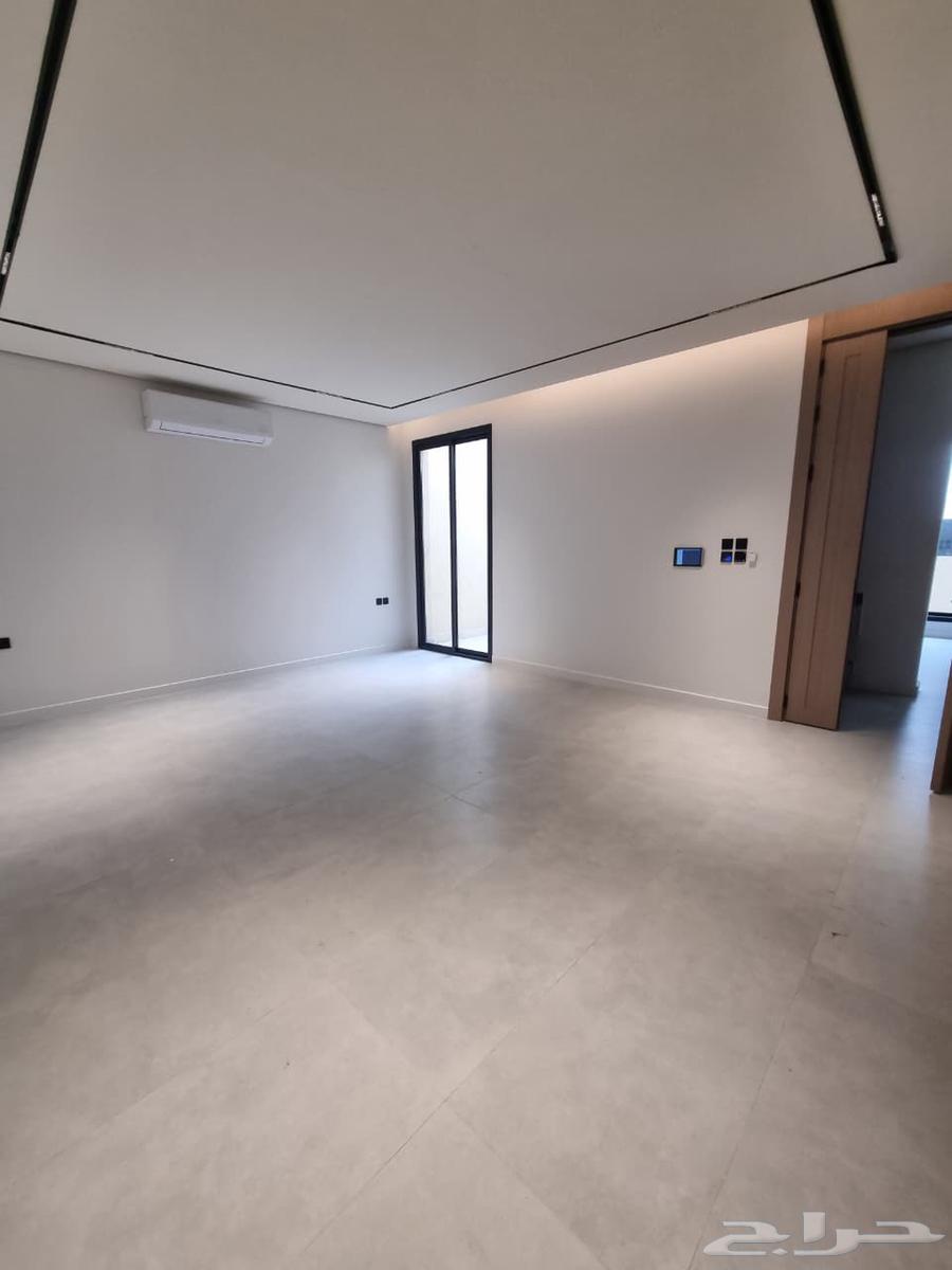 شقة 9 غرف في النرجس 8