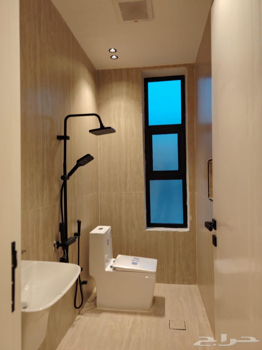 شقة 4 غرف في الحزم 10