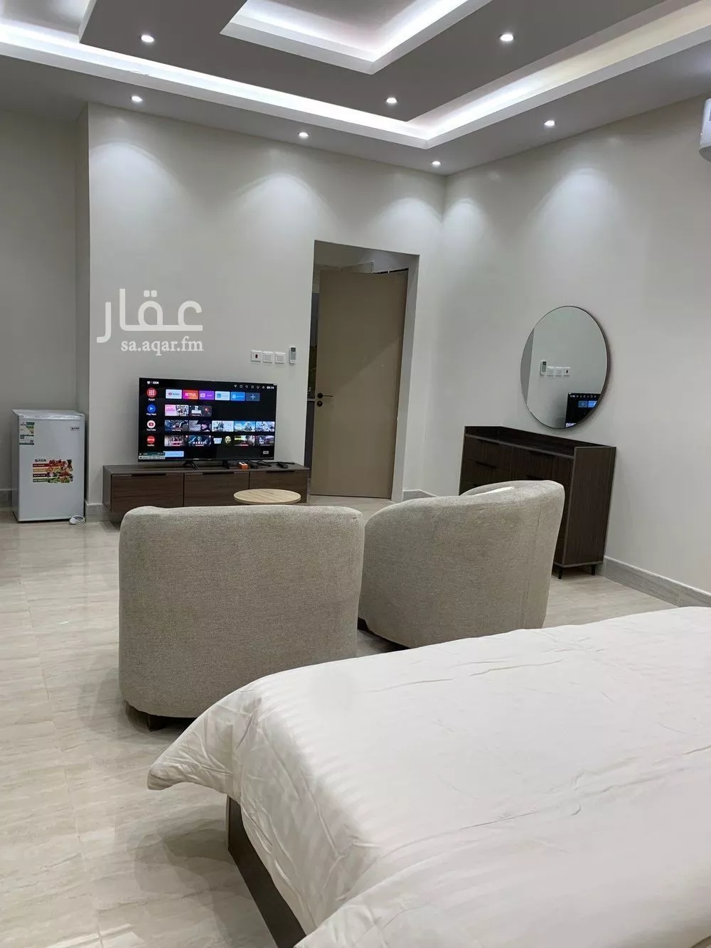 شقة 1 غرف في الخليج 5