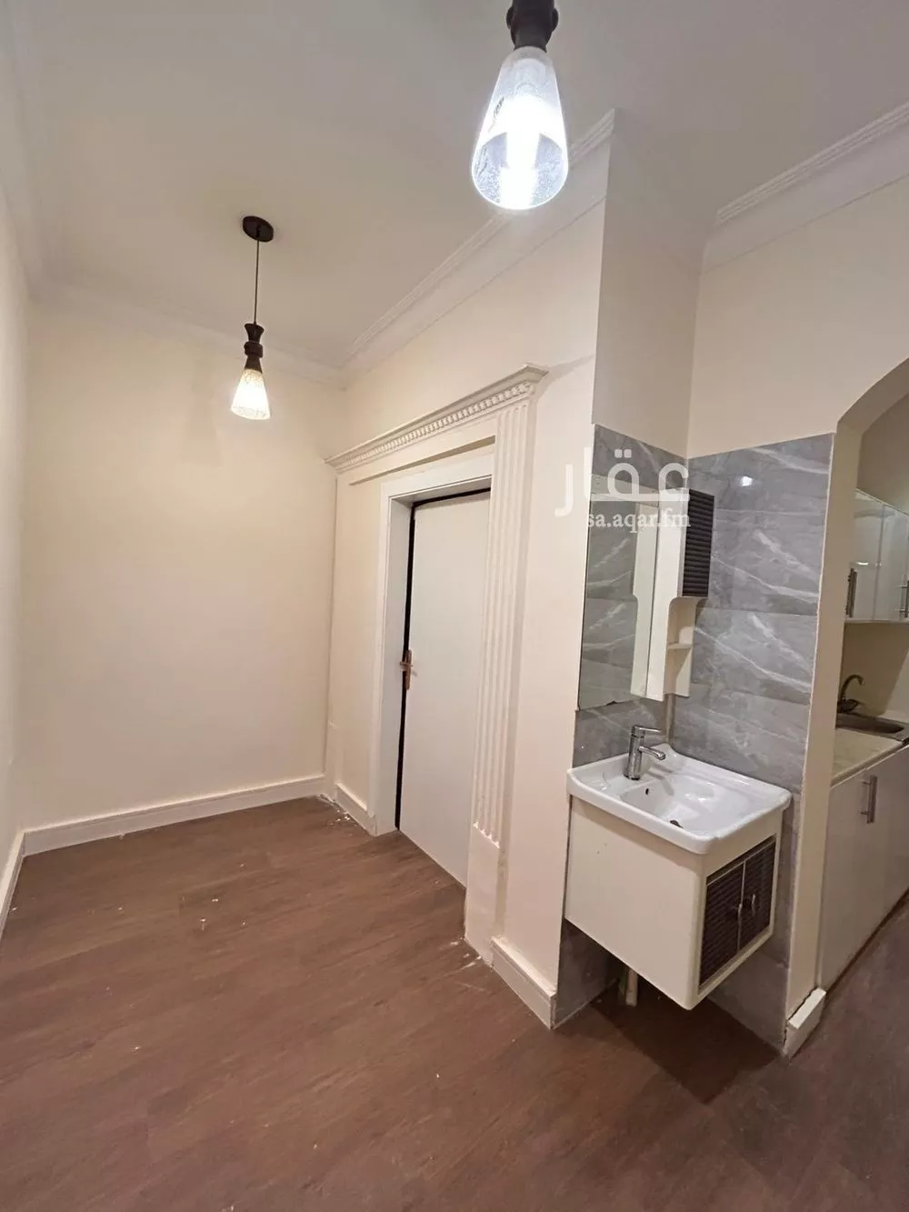 شقة 1 غرف في النزهة 6