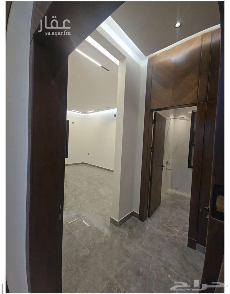 فيلا 6 غرف في الرمال 7