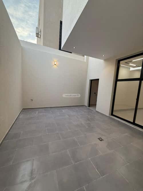 6 bedroom villa in Al Mahdiyyah 2