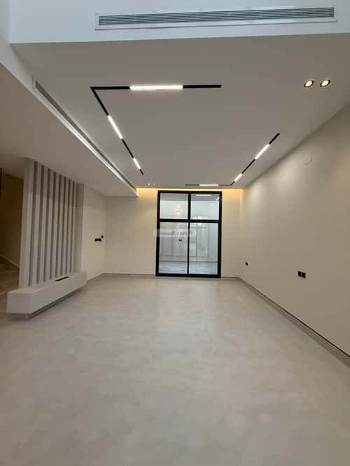 6 bedroom villa in Al Mahdiyyah 11