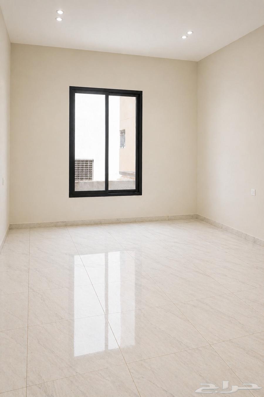 فيلا 6 غرف في عريض 17