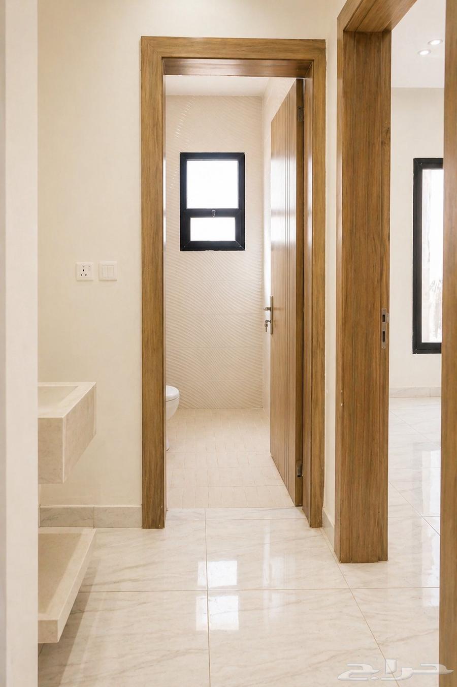 فيلا 6 غرف في عريض 18