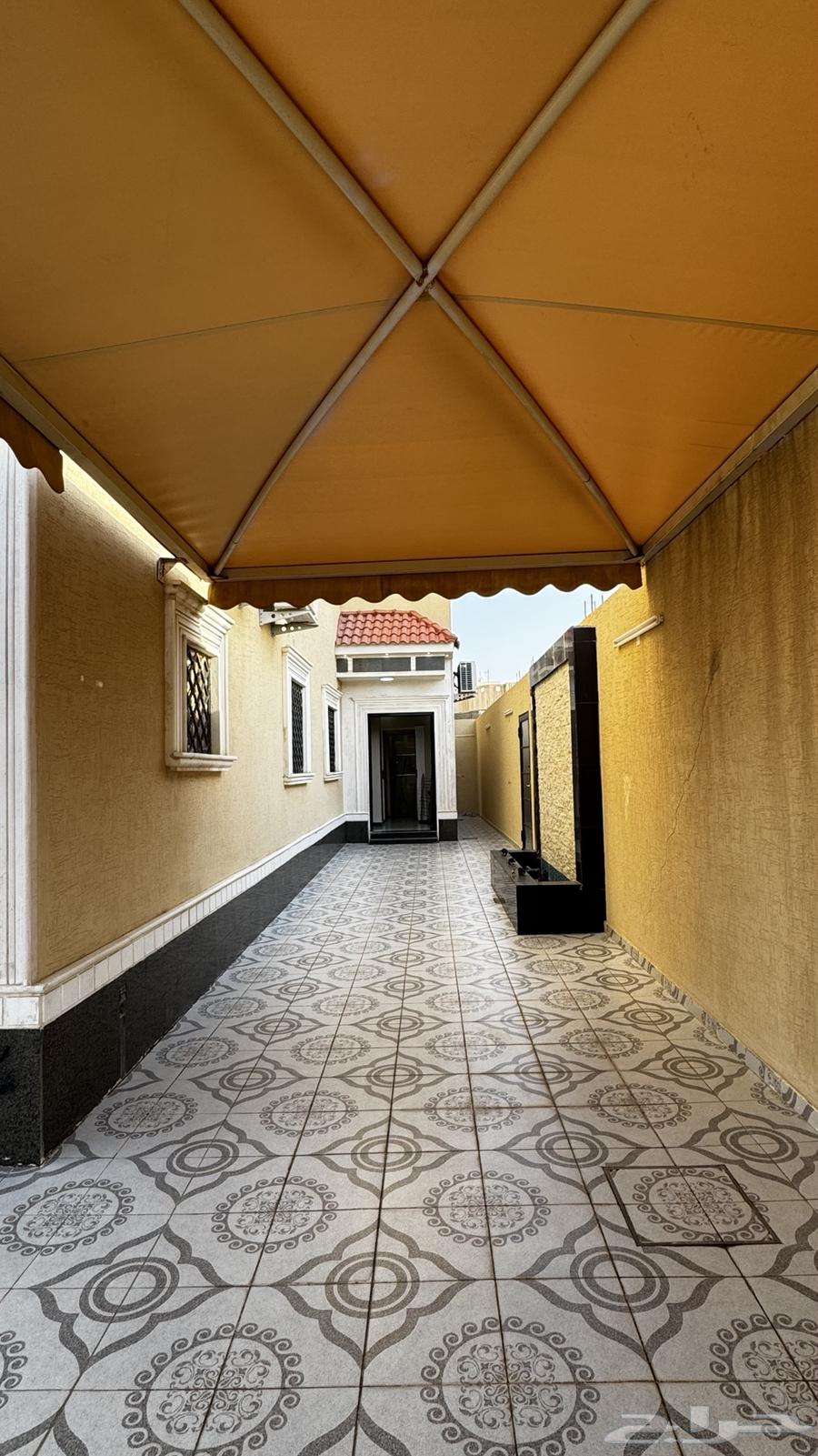 فيلا 11 غرف في الزاهر 3