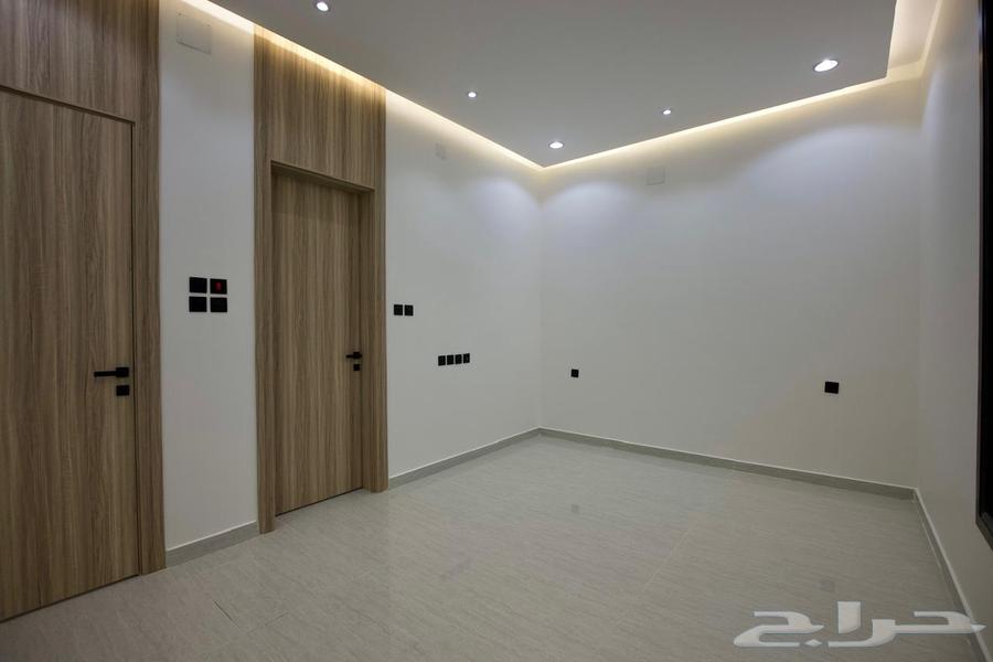 شقة 5 غرف في الحزم 3