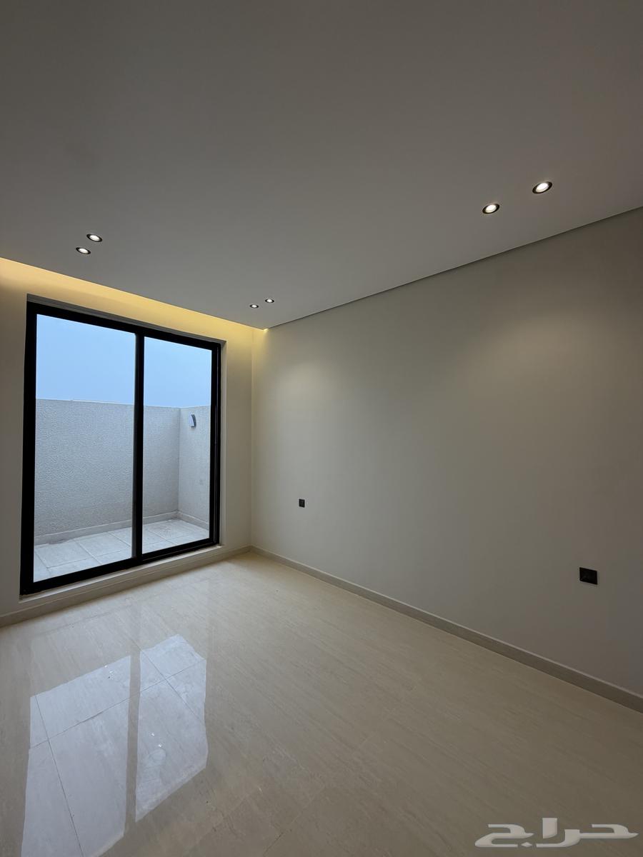 فيلا 14 غرف في الرمال 8