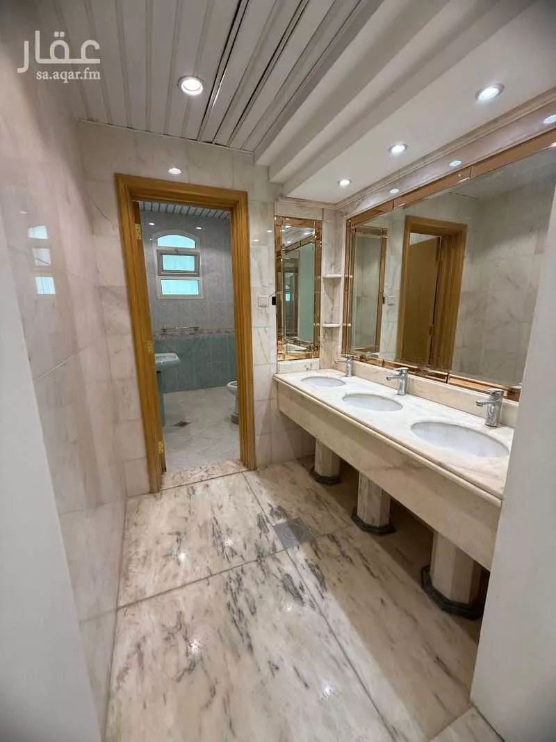 10 bedroom villa in Al Shuhada 15
