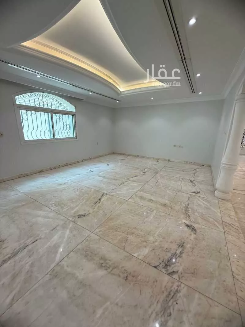10 bedroom villa in Al Shuhada 16