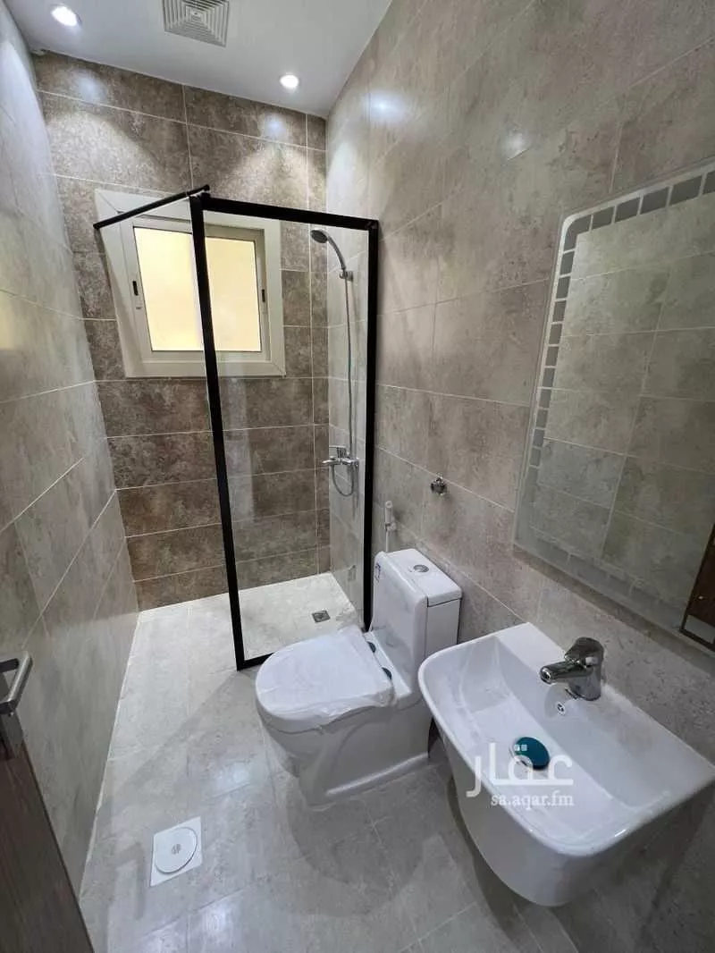 شقة 5 غرف في العزيزية 6