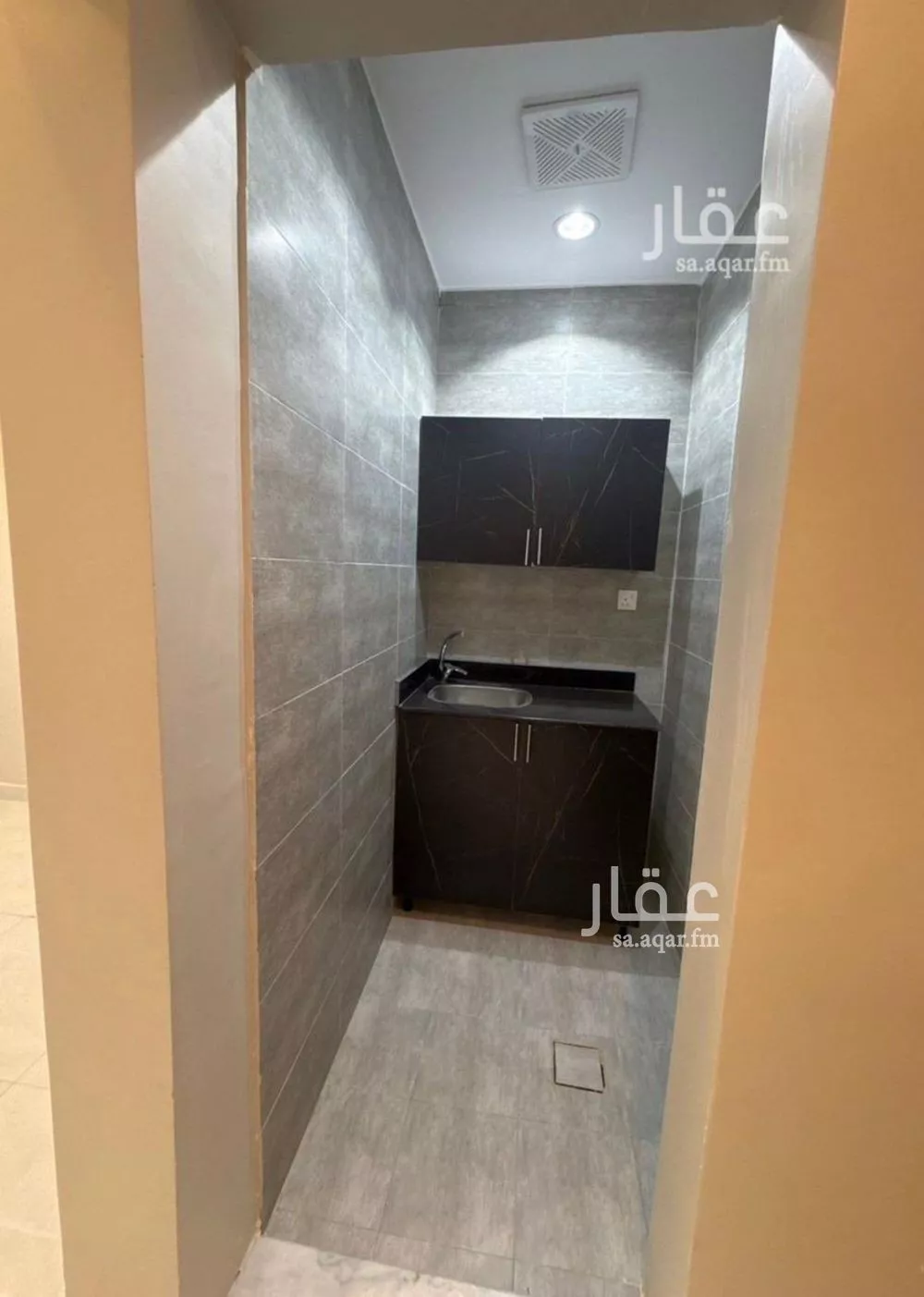 دور 1 غرف في العارض 2