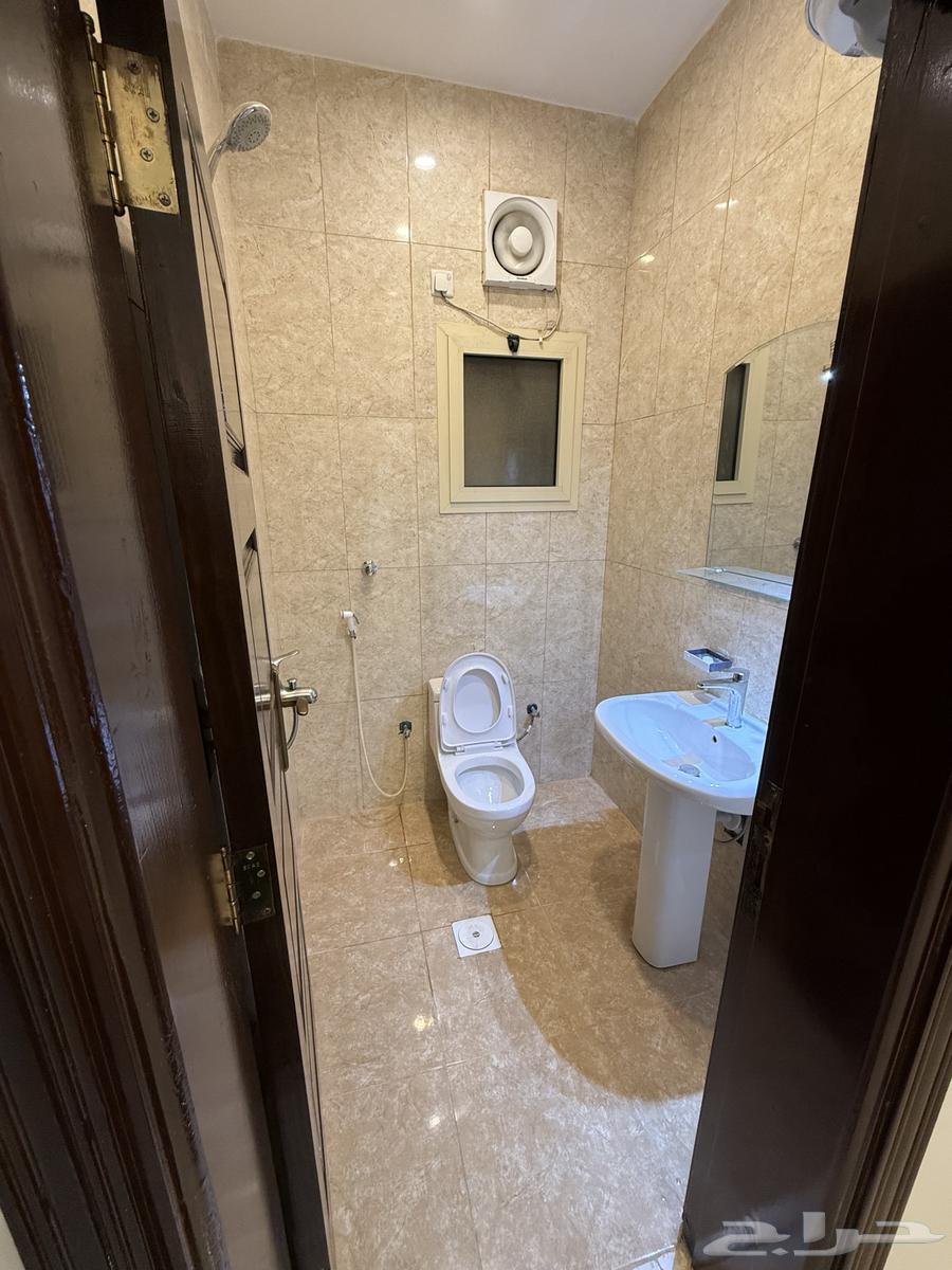 شقة 3 غرف في الفيصلية 6