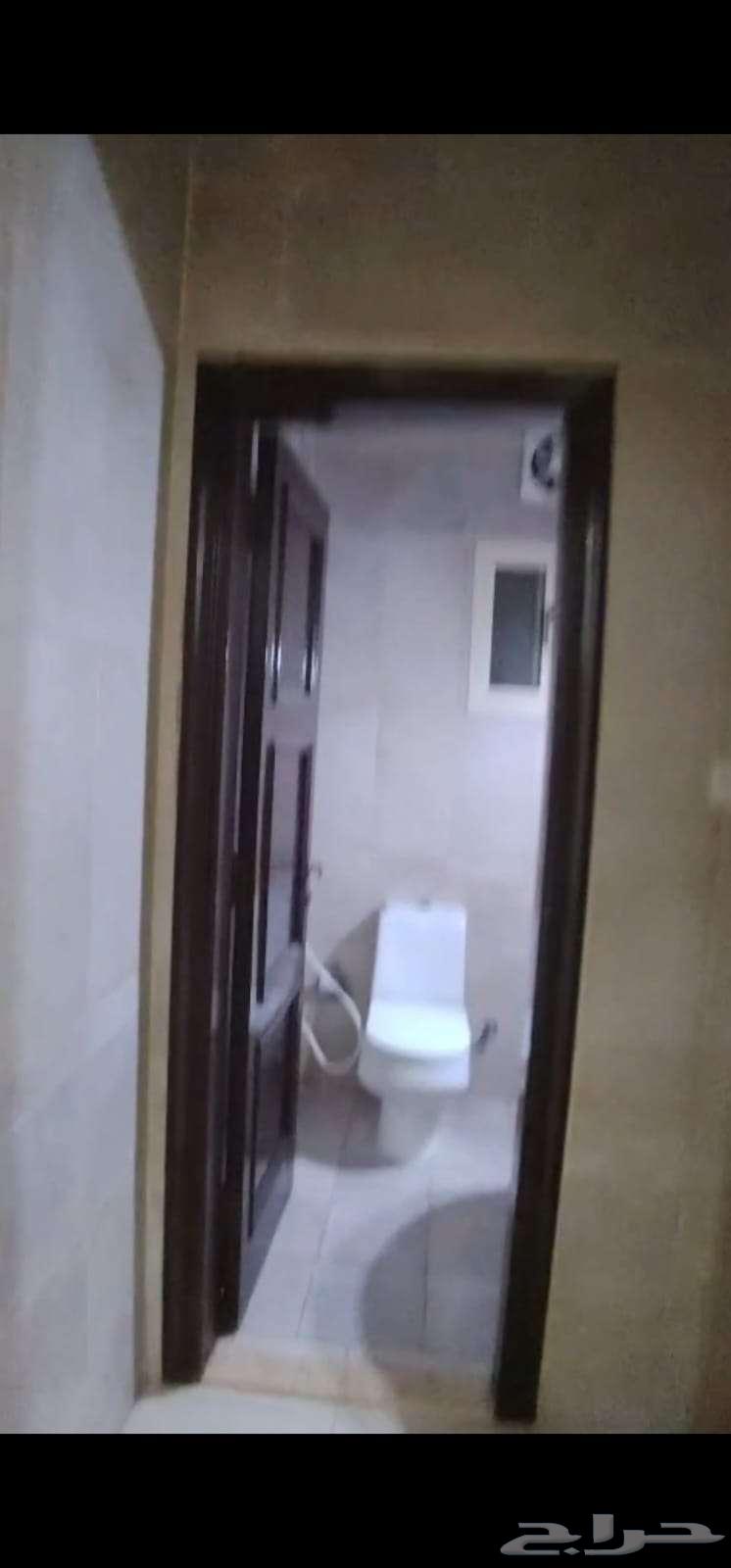 شقة 4 غرف في السلامة 3