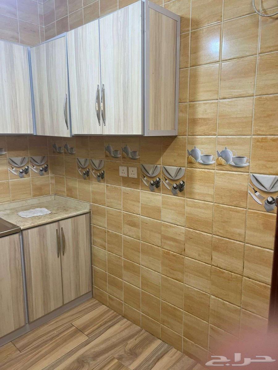 شقة 3 غرف في مشرفة 11