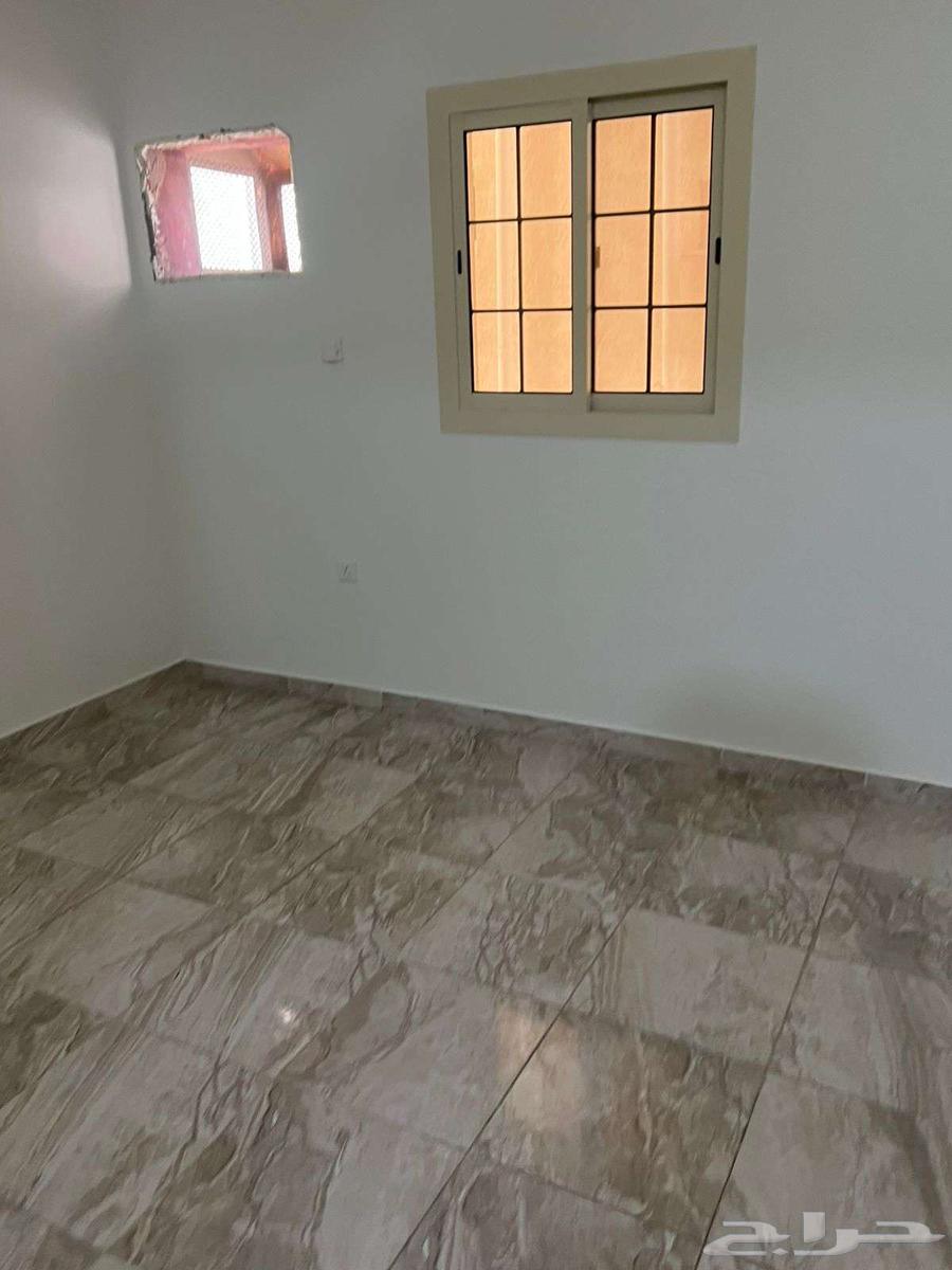 شقة 3 غرف في مشرفة 3