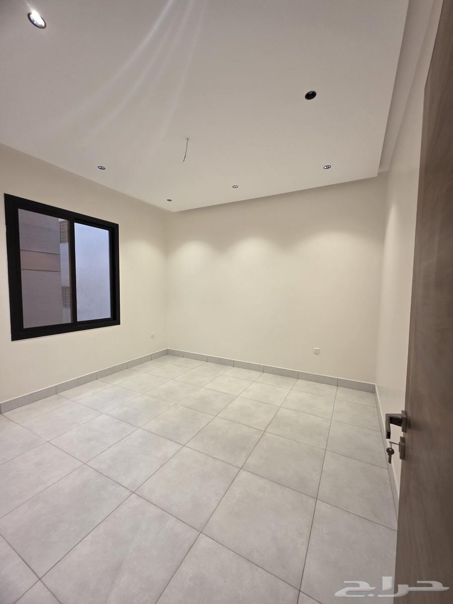 شقة 4 غرف في المنار 9