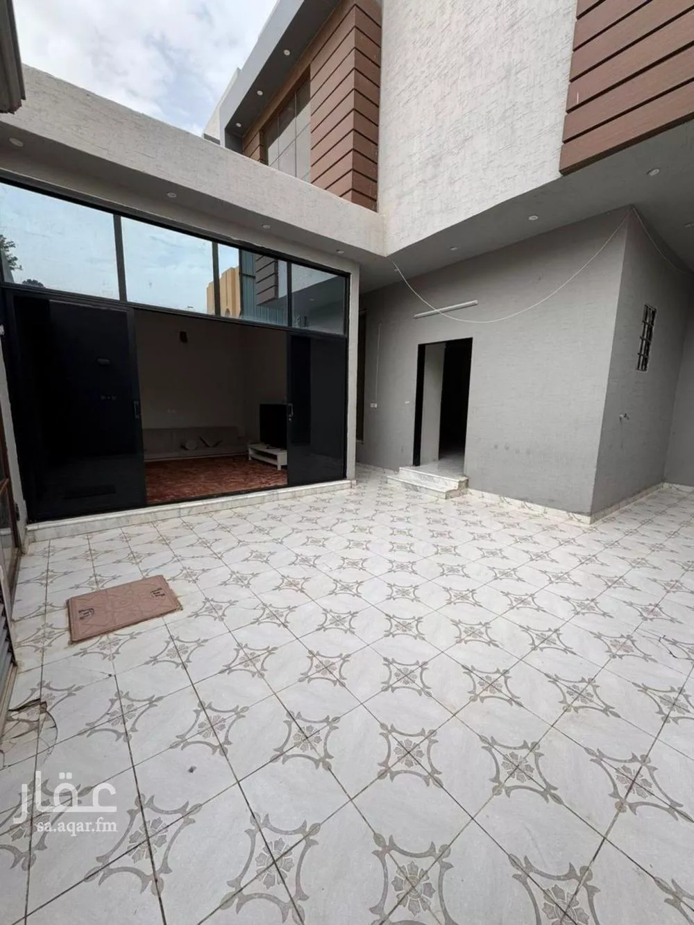 فيلا 7 غرف في طويق 18