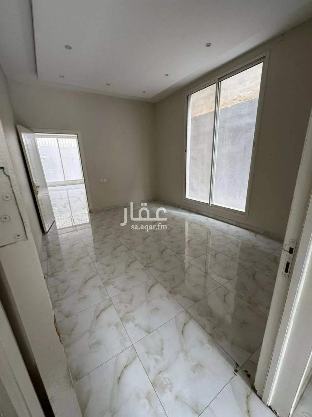 فيلا 7 غرف في طويق 5