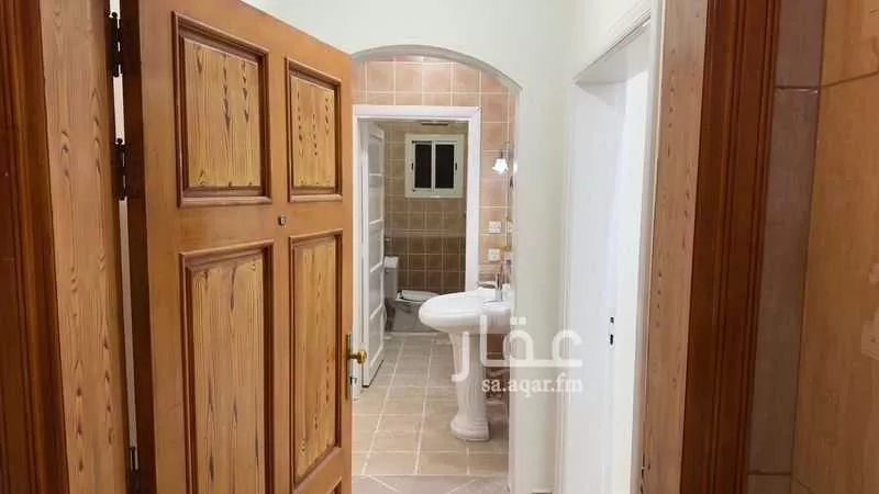 شقة 5 غرف في السامر 3