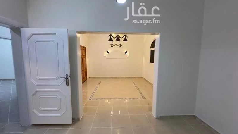 شقة 5 غرف في السامر 5