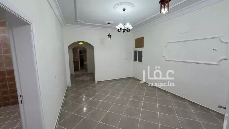 شقة 5 غرف في السامر 6