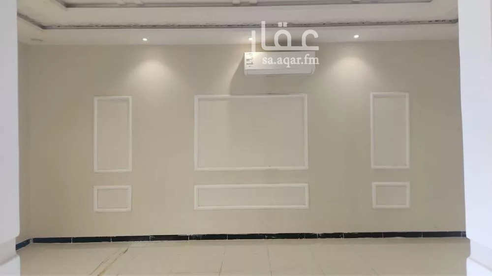 فيلا 8 غرف في بدر 4