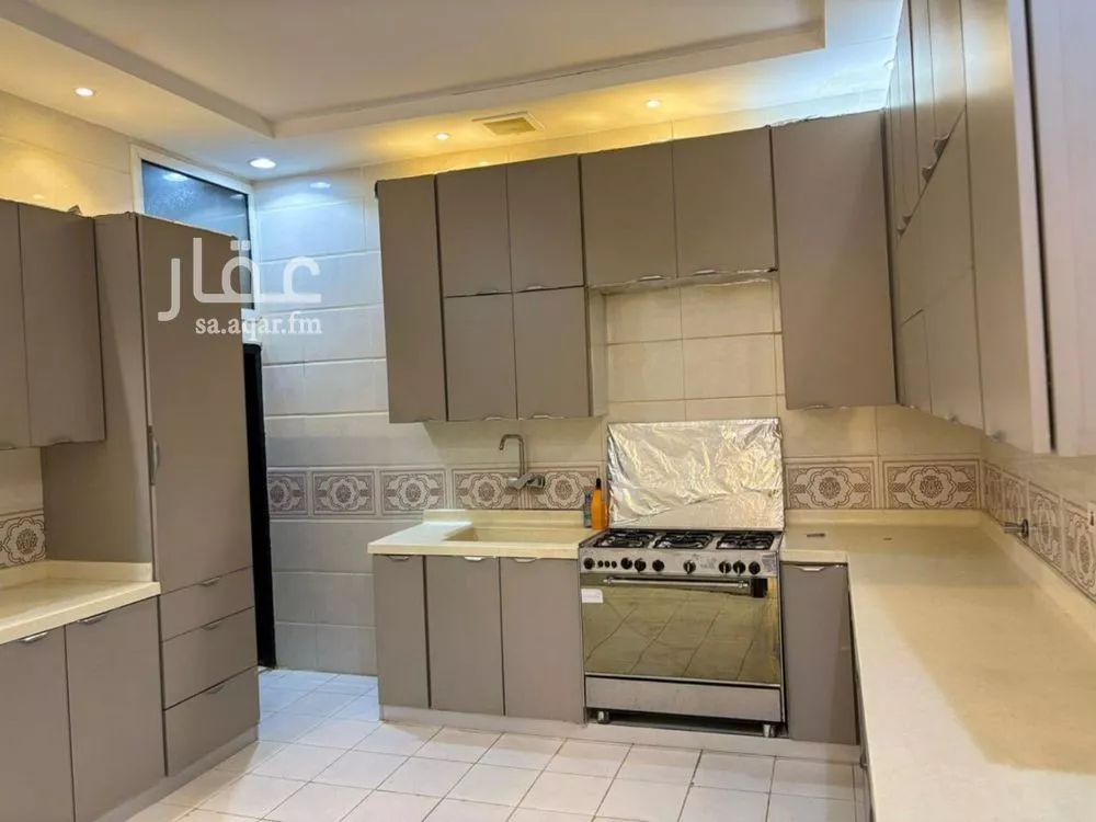 فيلا 3 غرف في الرمال 4