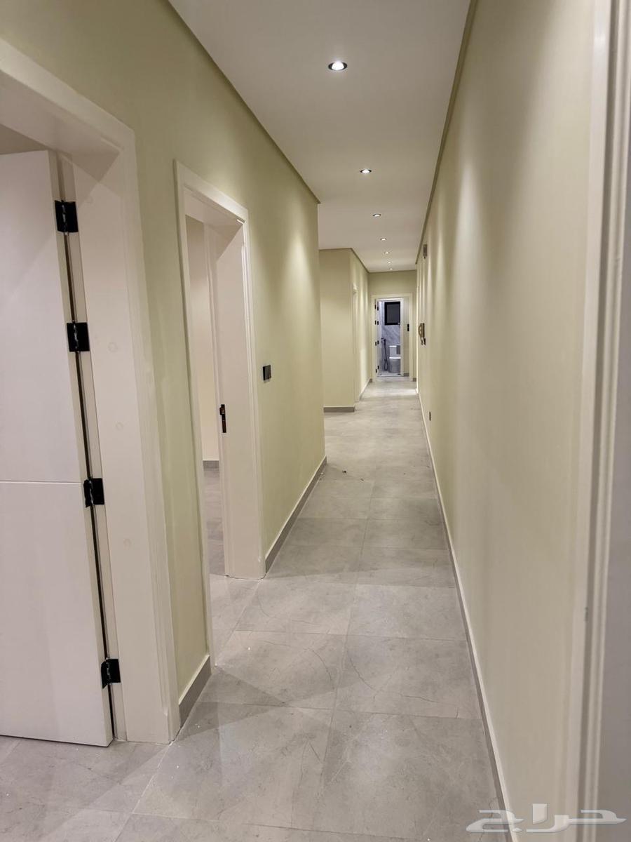 شقة 6 غرف في الصفا 3